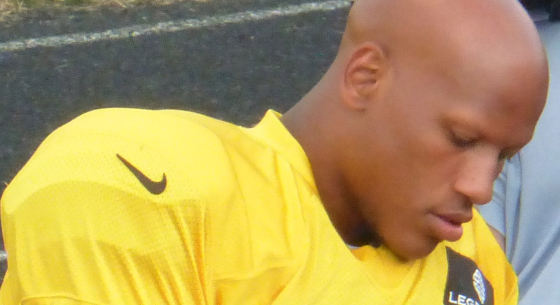 Image of post: Former Steelers Linebacker Ryan Shazier Is Launching a Medical Weed Brand